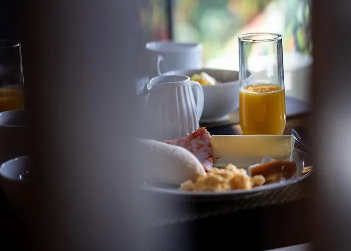 Bossa & Bed Hostel *