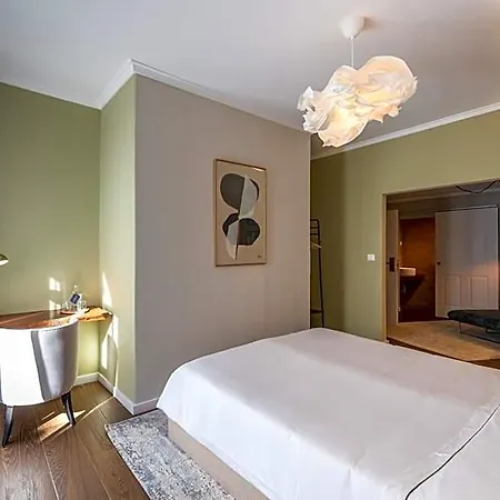 Bossa & Bed