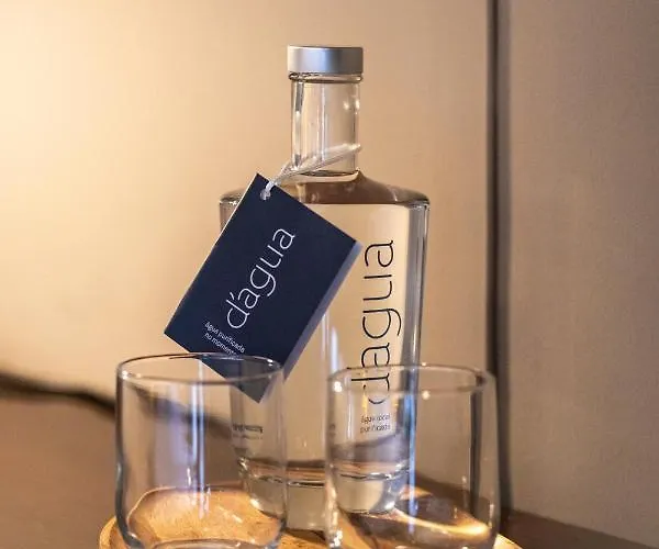 Bossa & Bed Hostal *