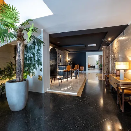 Хостел Bossa & Bed *